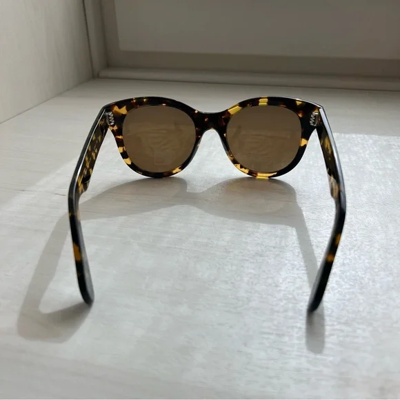 Oliver Peoples - Jacey Sunglasses - Picture 6 of 6